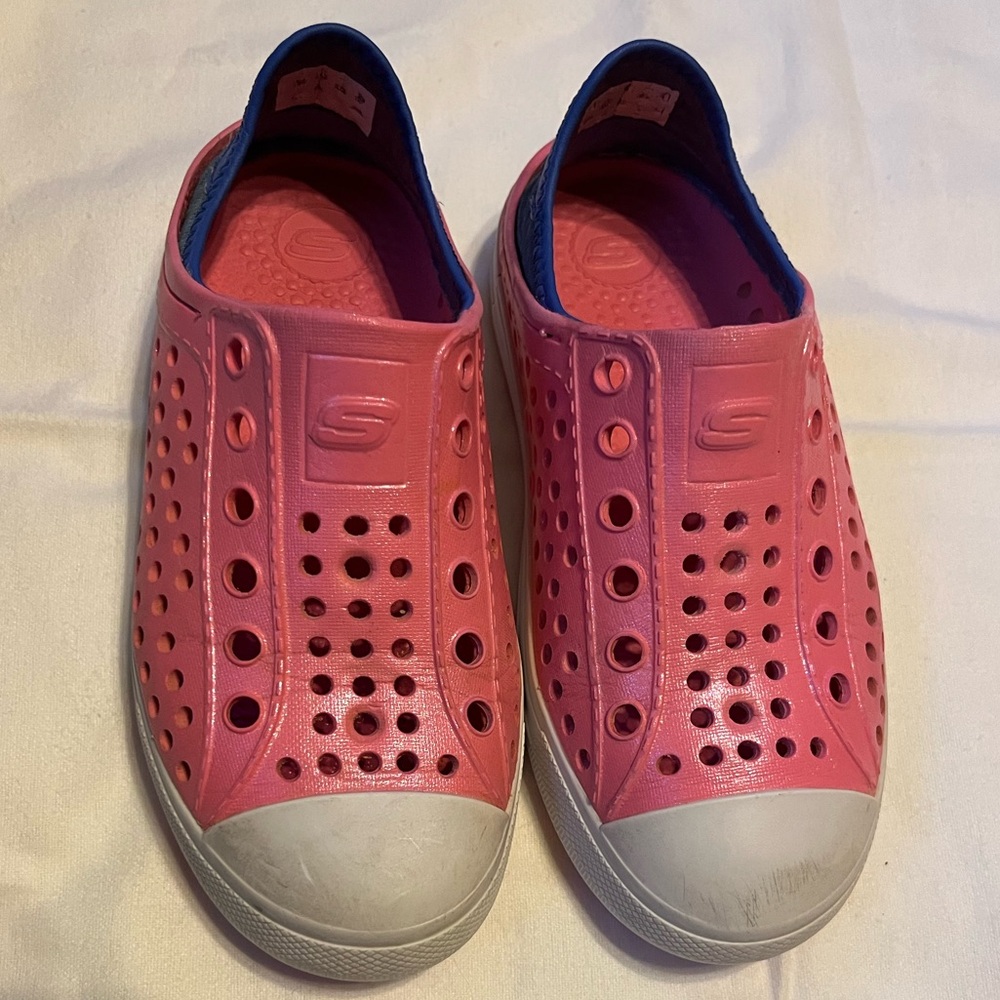 SKECHERS Girls Foamies Guzman Steps Aqua Surge Water. ** Size 13**